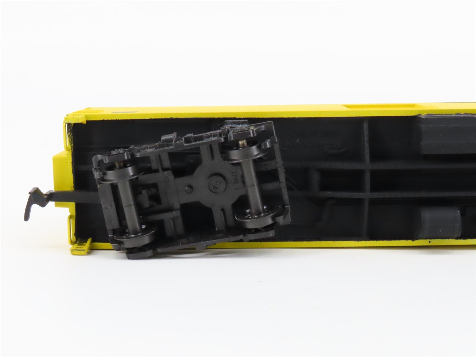 HO Scale AHM/Rivarossi PC Penn Central MOW Baggage Passenger #38867 - Custom