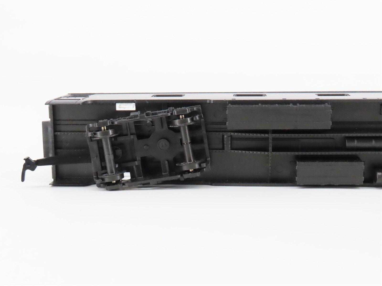 HO Scale AHM/Rivarossi 6401-NF Unpainted Sleeper Passenger Car