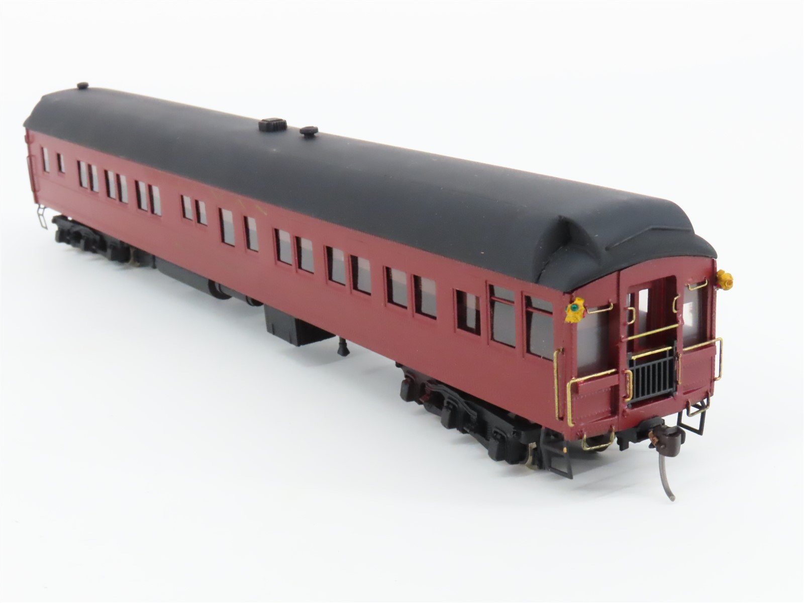 HO Scale Walthers LV Lehigh Valley 8' Solarium Observation Passenger - Custom