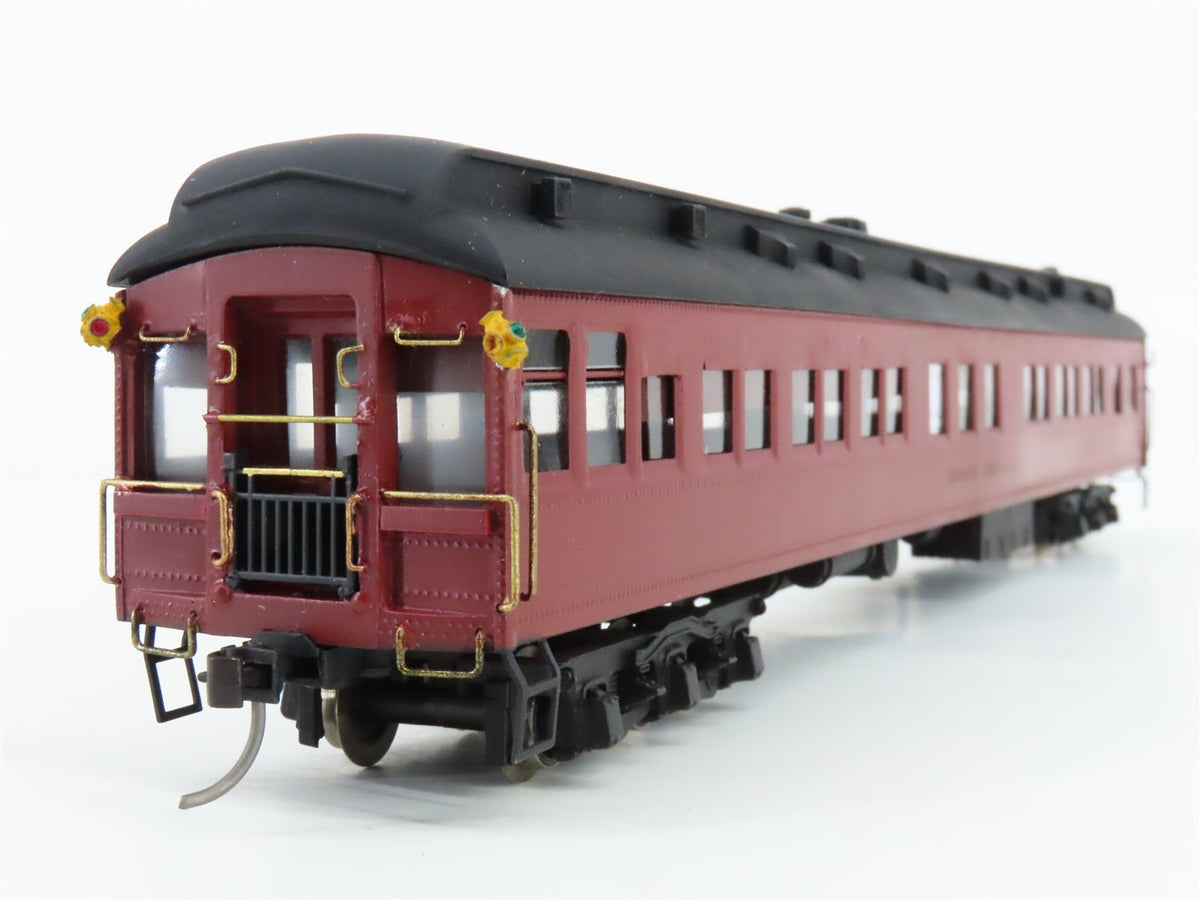 HO Scale Walthers LV Lehigh Valley 8&#39; Solarium Observation Passenger - Custom