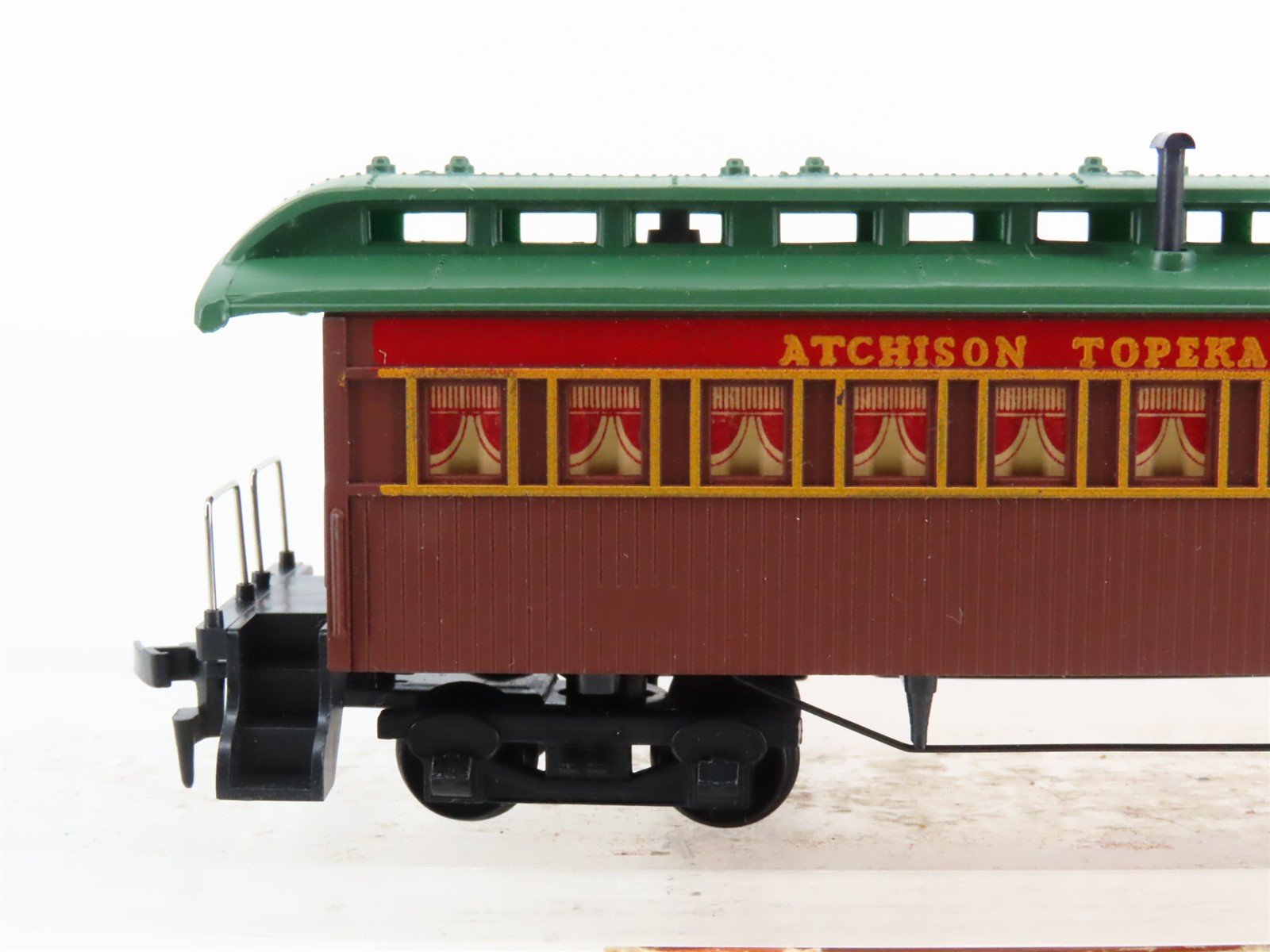 HO Scale TYCO 523B ATSF Santa Fe Old Time Coach Passenger