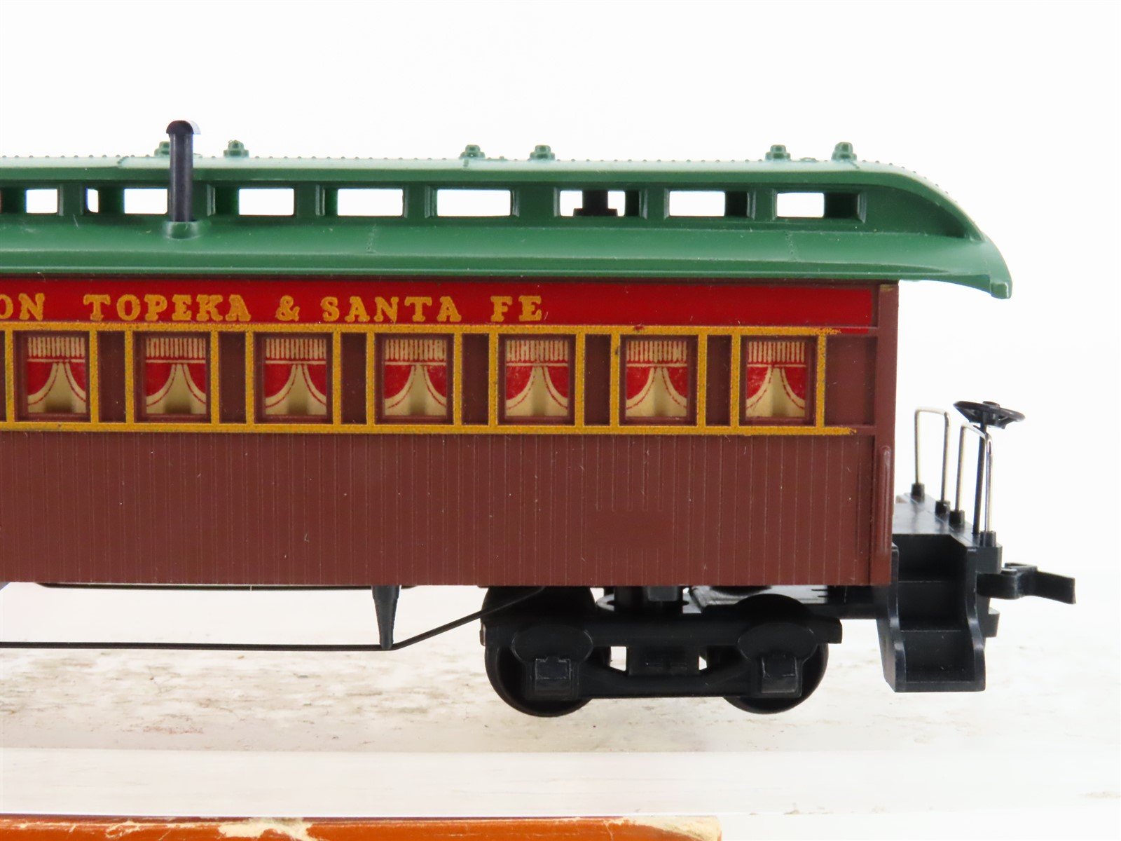 HO Scale TYCO 523B ATSF Santa Fe Old Time Coach Passenger