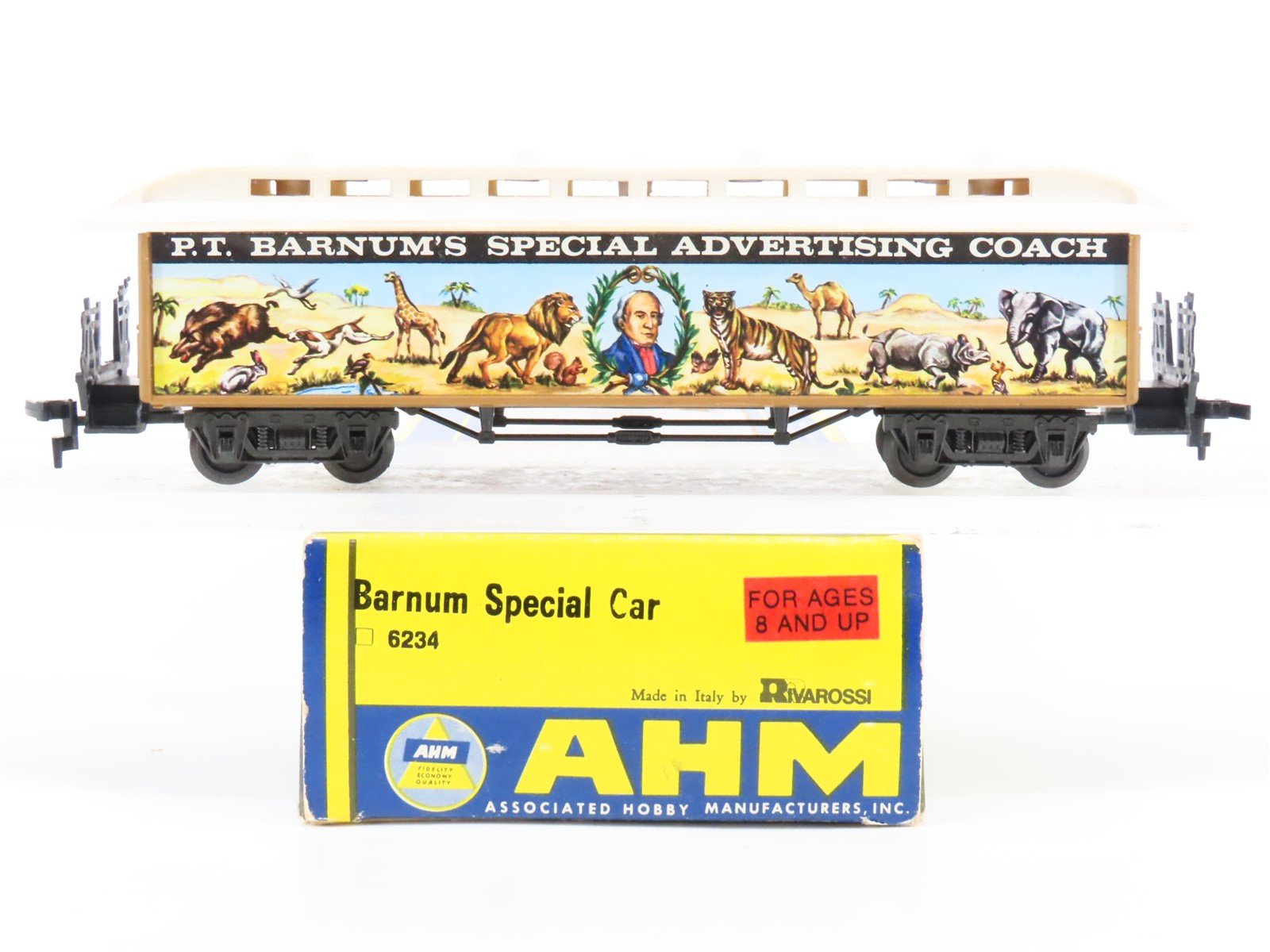 HO Scale AHM/Rivarossi 6234 PT Barnum Special Advertising Coach Passenger Car