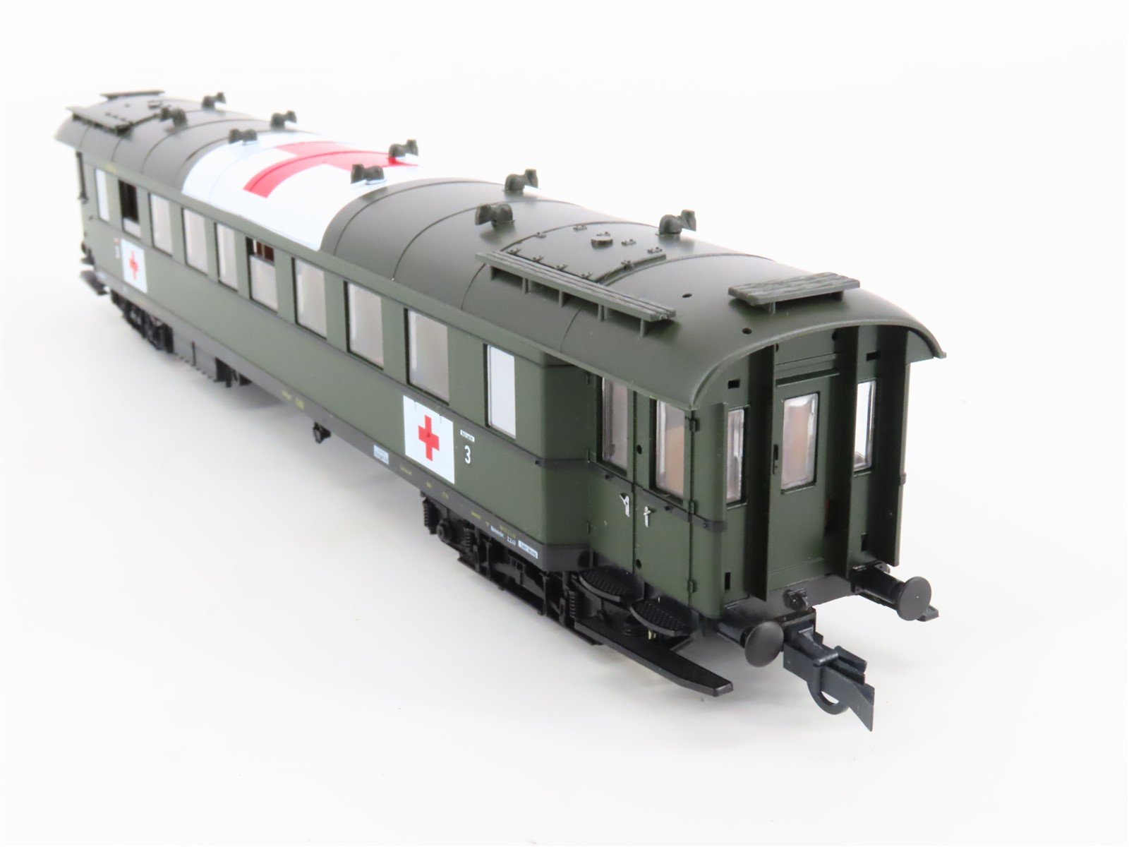 HO Scale Roco 45025 DRG WWII Military Hospital Coach Passenger Car #73 662