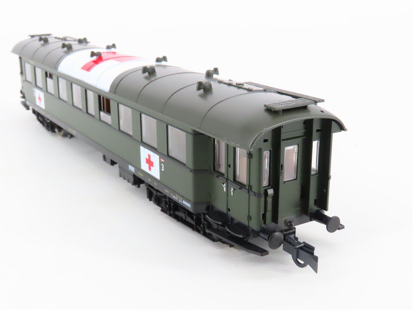 HO Scale Roco 45025 DRG WWII Military Hospital Coach Passenger Car #73 662