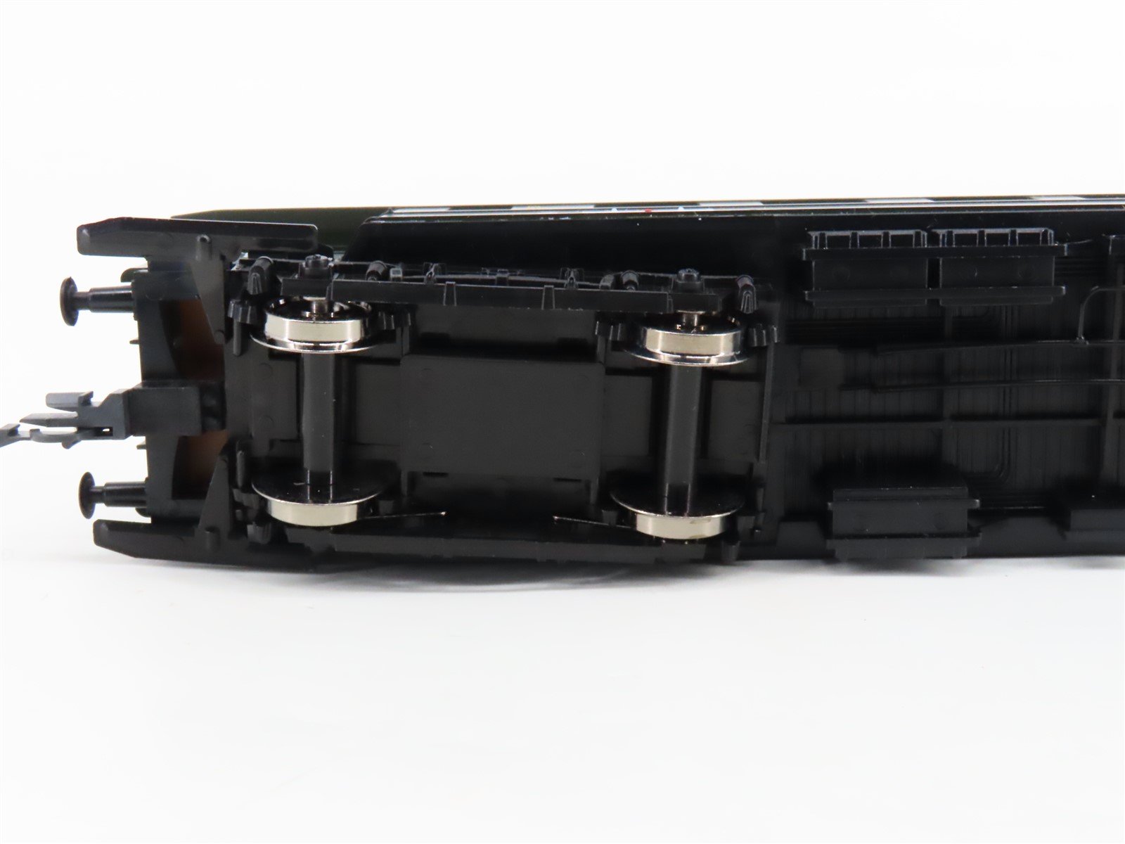 HO Scale Roco 45025 DRG WWII Military Hospital Coach Passenger Car #73 662