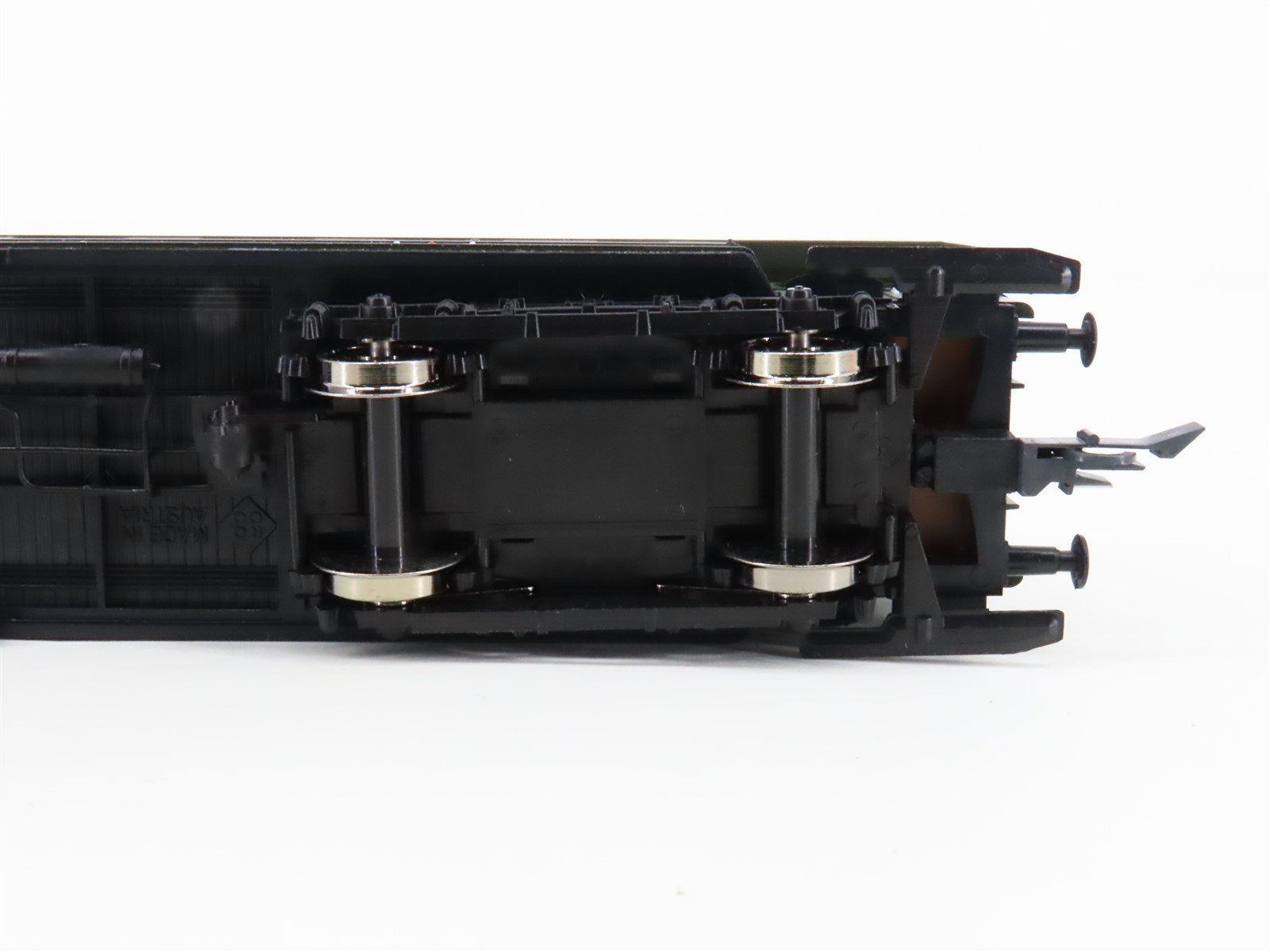 HO Scale Roco 45025 DRG WWII Military Hospital Coach Passenger Car #73 662