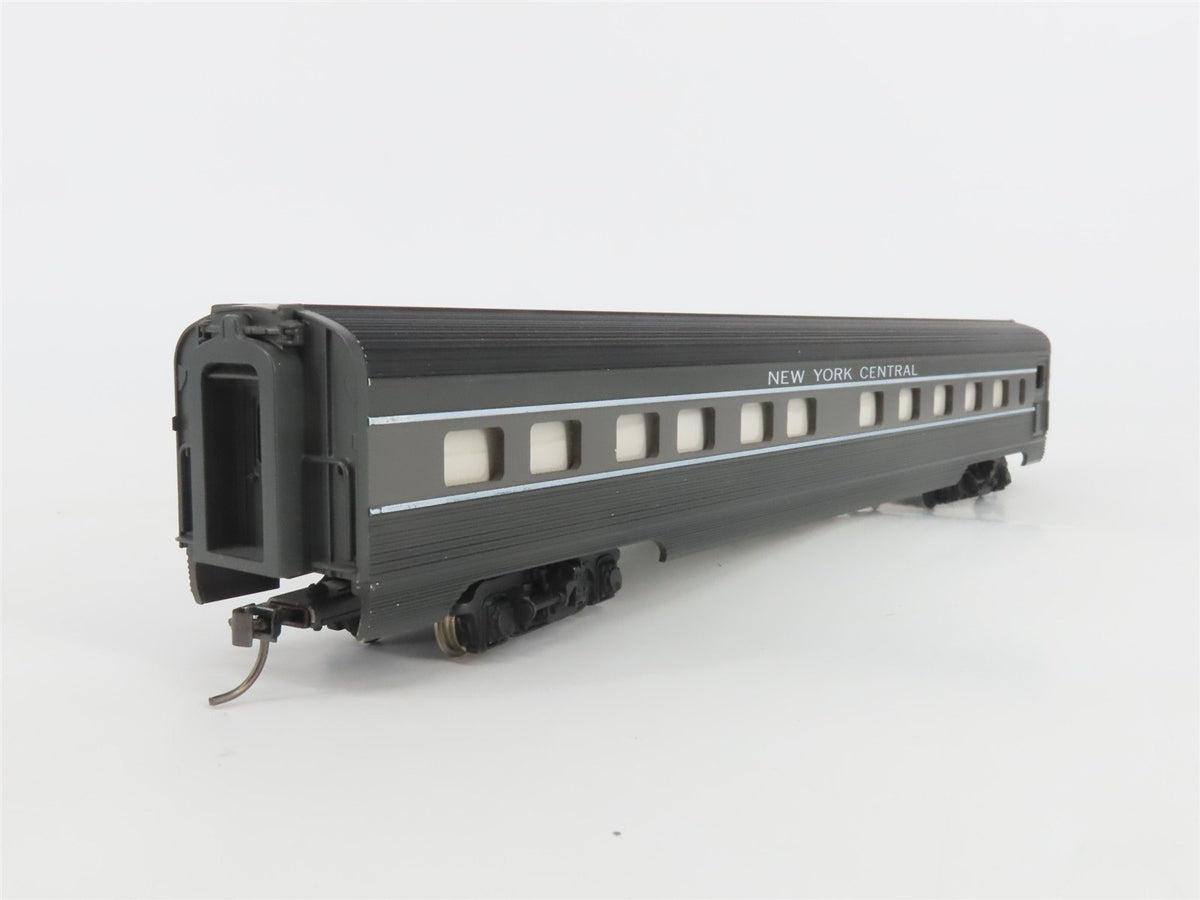 HO Scale Mantua 225-22 NYC New York Central Aluminum Room Passenger Car