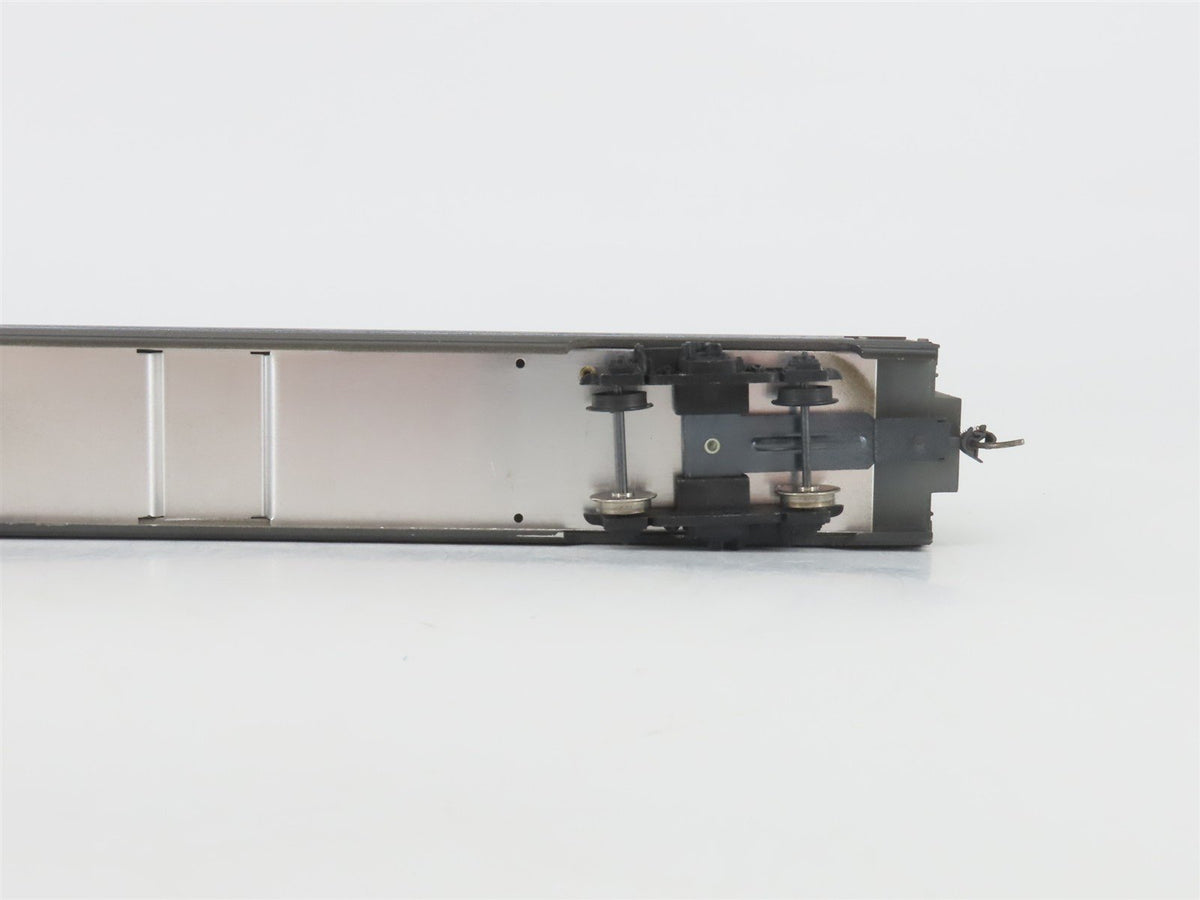 HO Scale Mantua 225-22 NYC New York Central Aluminum Room Passenger Car