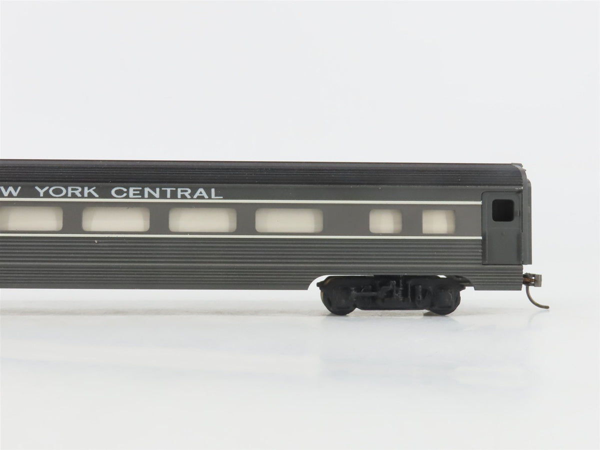 HO Scale Mantua 222-22 NYC New York Central Aluminum Combine Passenger Car