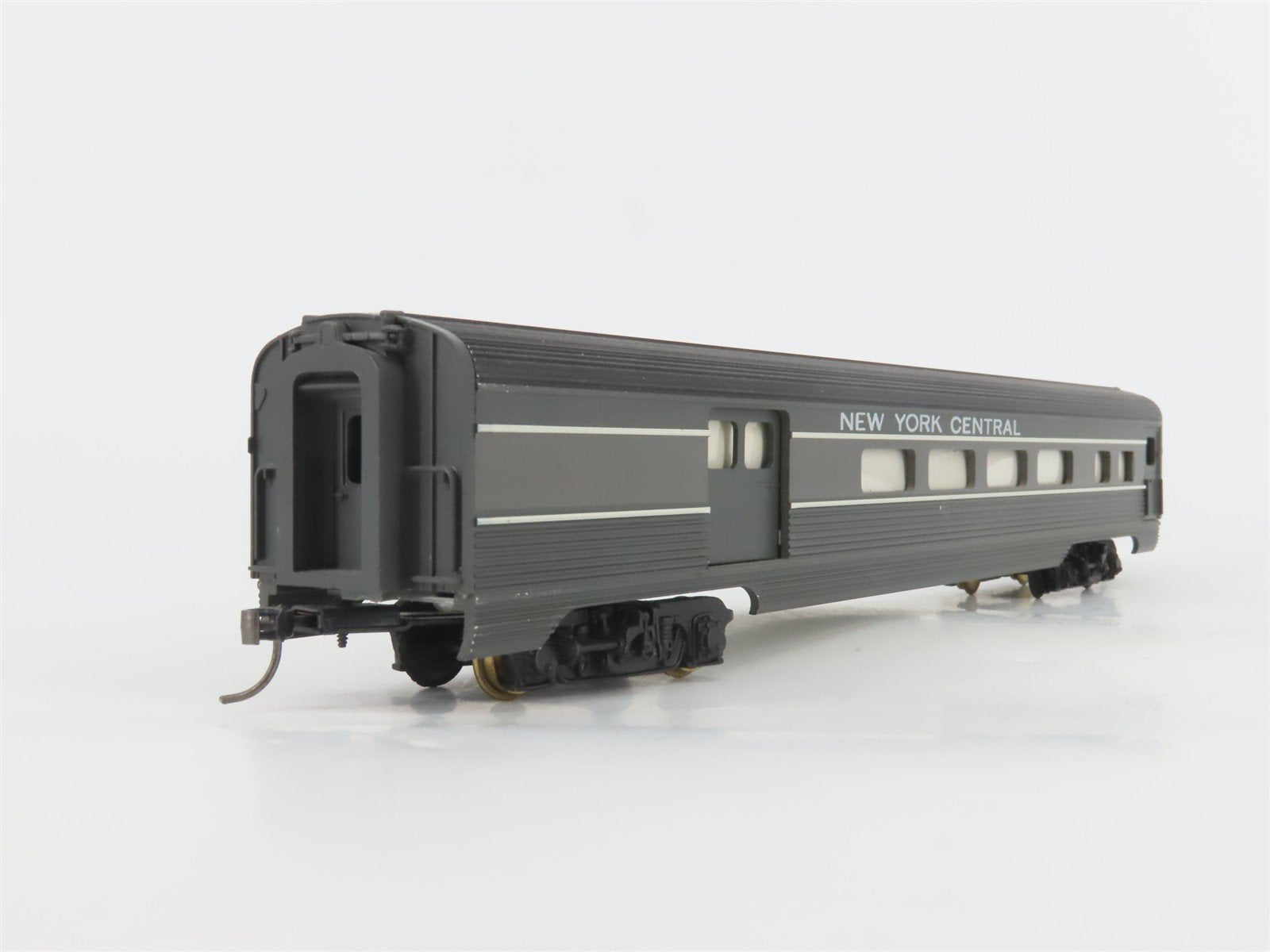 HO Scale Mantua 222-22 NYC New York Central Aluminum Combine Passenger Car