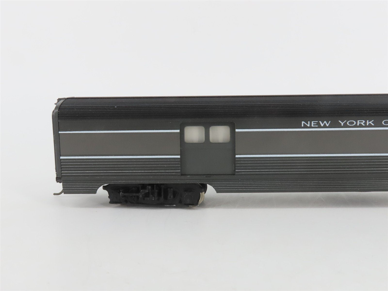 HO Scale Mantua 221-22 NYC New York Central Aluminum Baggage Passenger