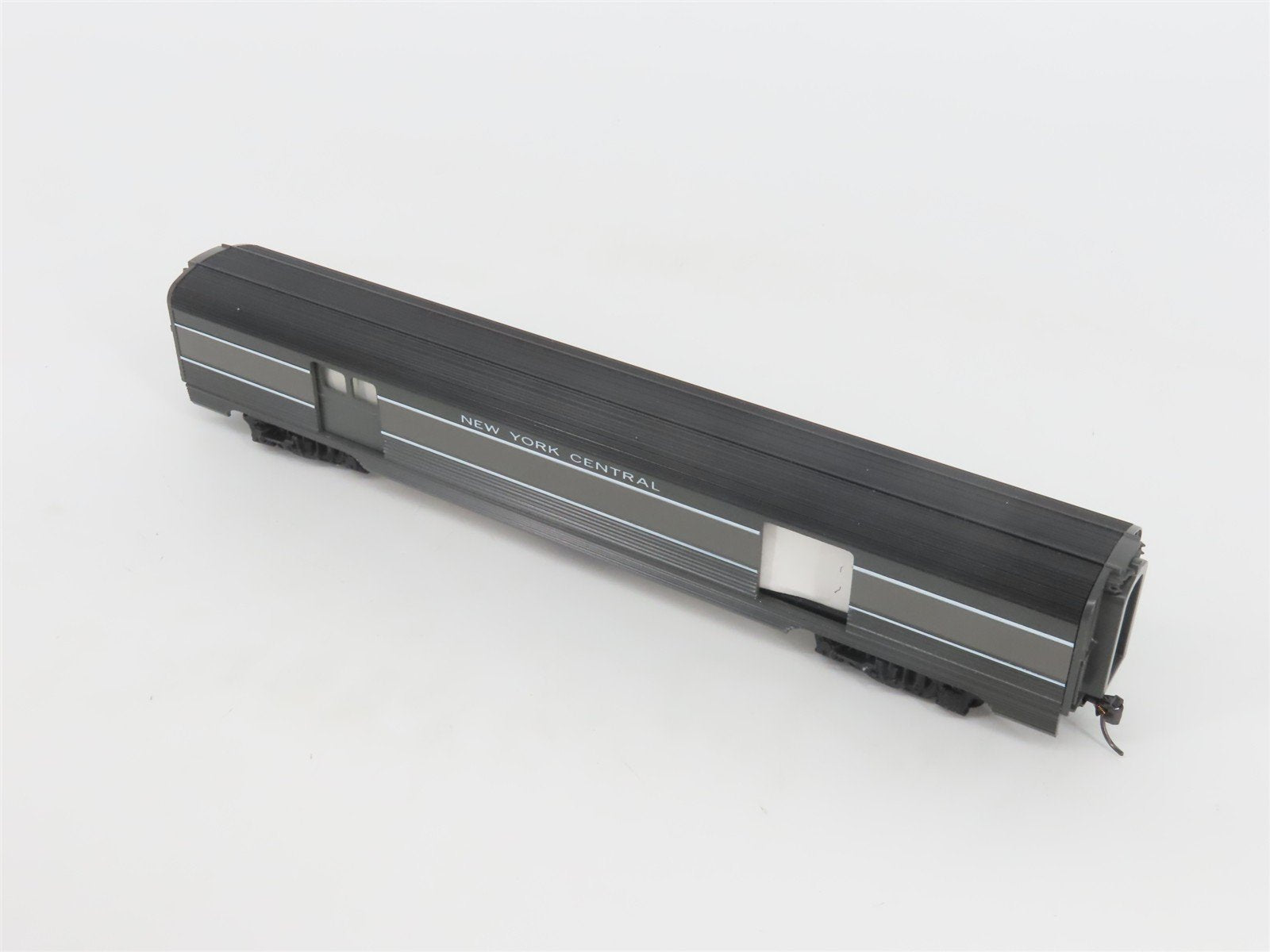 HO Scale Mantua 221-22 NYC New York Central Aluminum Baggage Passenger