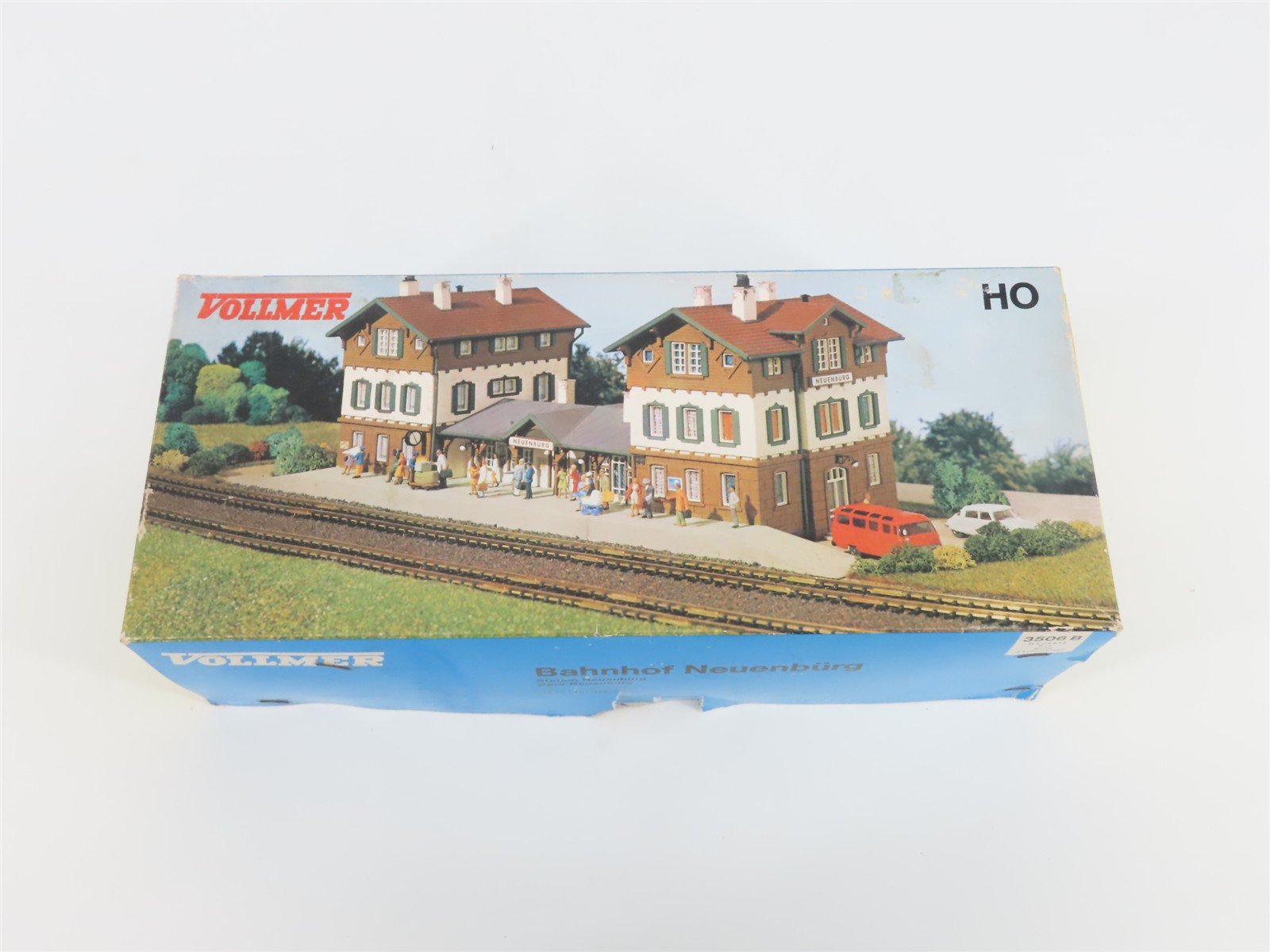 HO 1/87 Scale Vollmer 3506B Neuenburg Train Station