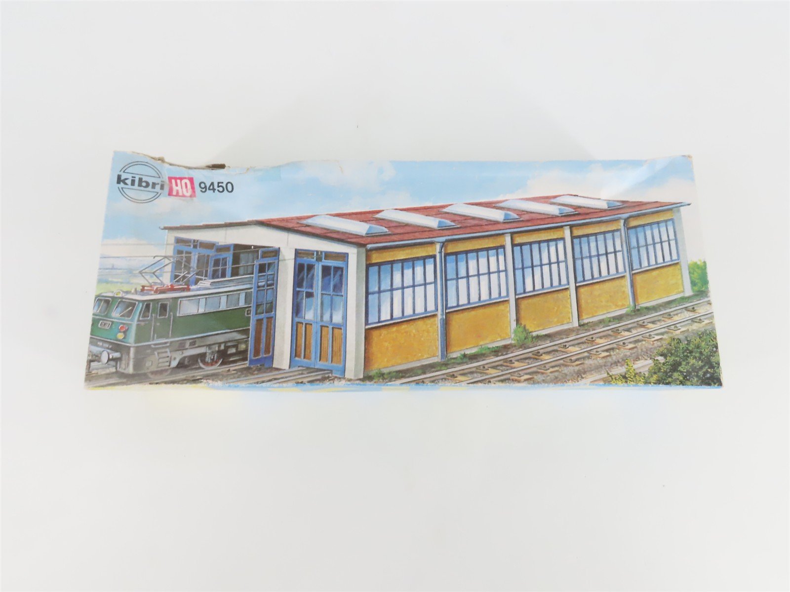 HO 1/87 Scale Kibri Kit 9450 Engine House