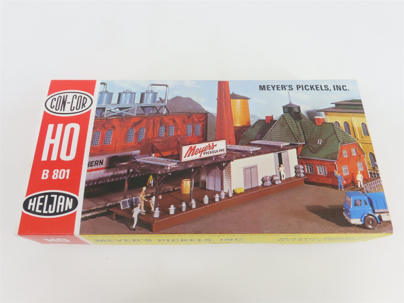 HO 1/87 Scale Con-Cor Heljan Kit B801 Meyer's Pickels, Inc.