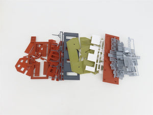 HO 1/87 Scale Con-Cor Heljan Kit B801 Meyer's Pickels, Inc.