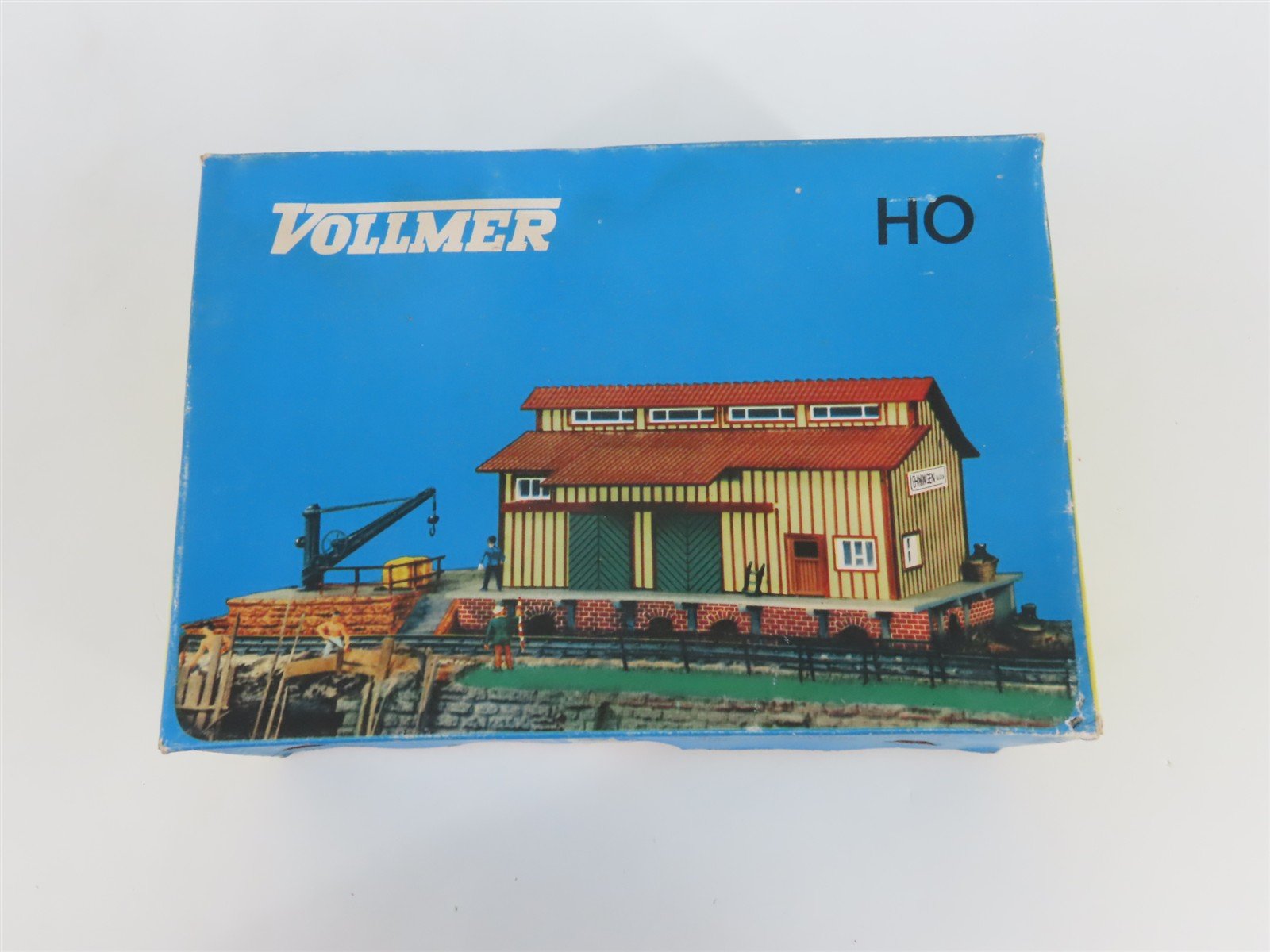 HO 1/87 Scale Vollmer Plastic Kit 5701B Freight Station w/ Loading Ramp