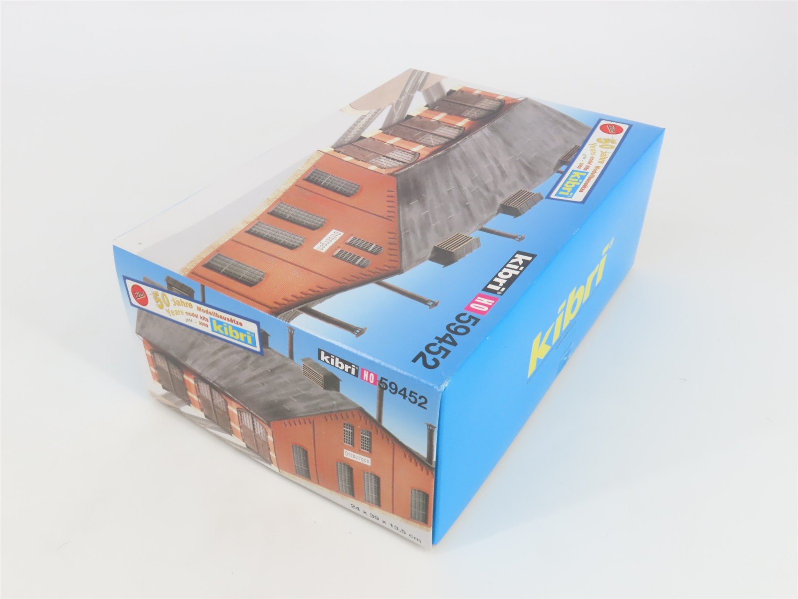 HO 1/87 Scale Kibri Kit 59452 Three-Stall Engine House