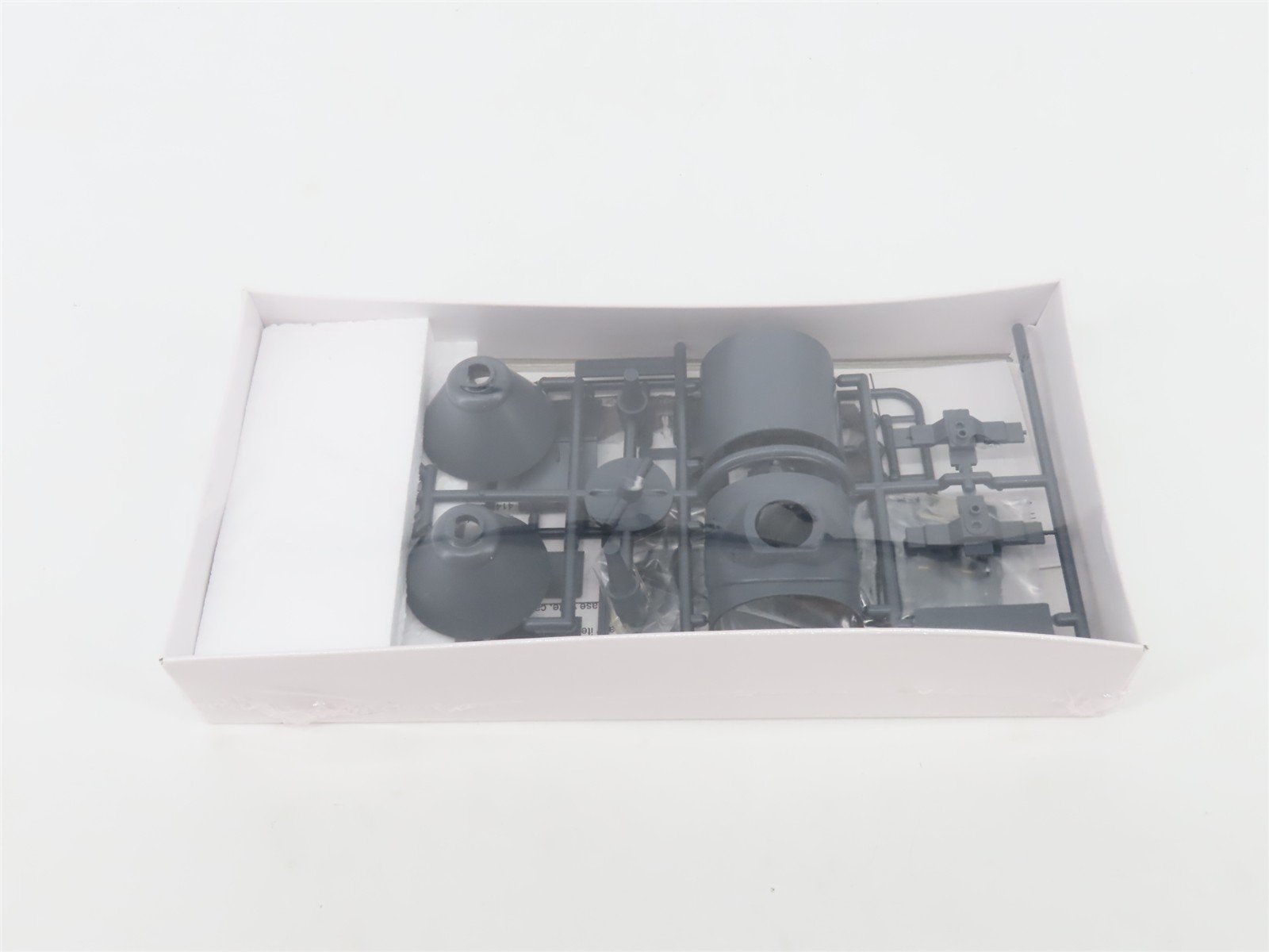 HO Scale Walthers Kit 932-3130 Undecorated Hot Metal Bottle Car - SEALED