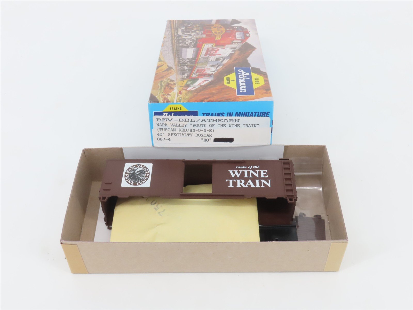 HO Athearn Bev-Bel Kit 887-4 Napa Valley "Route of the Wine Train" Box Car No#