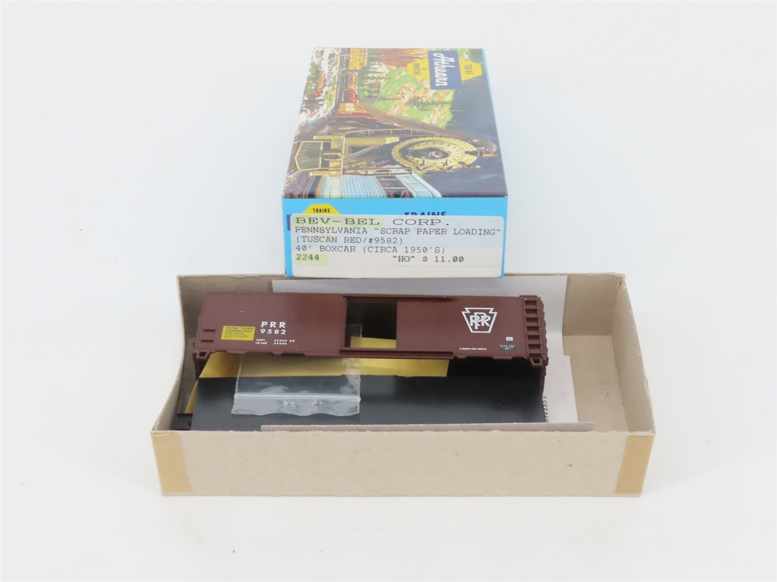 HO Scale Athearn Bev-Bel Kit 2244 PRR Scrap Paper 1950's Era 40' Box Car #9582