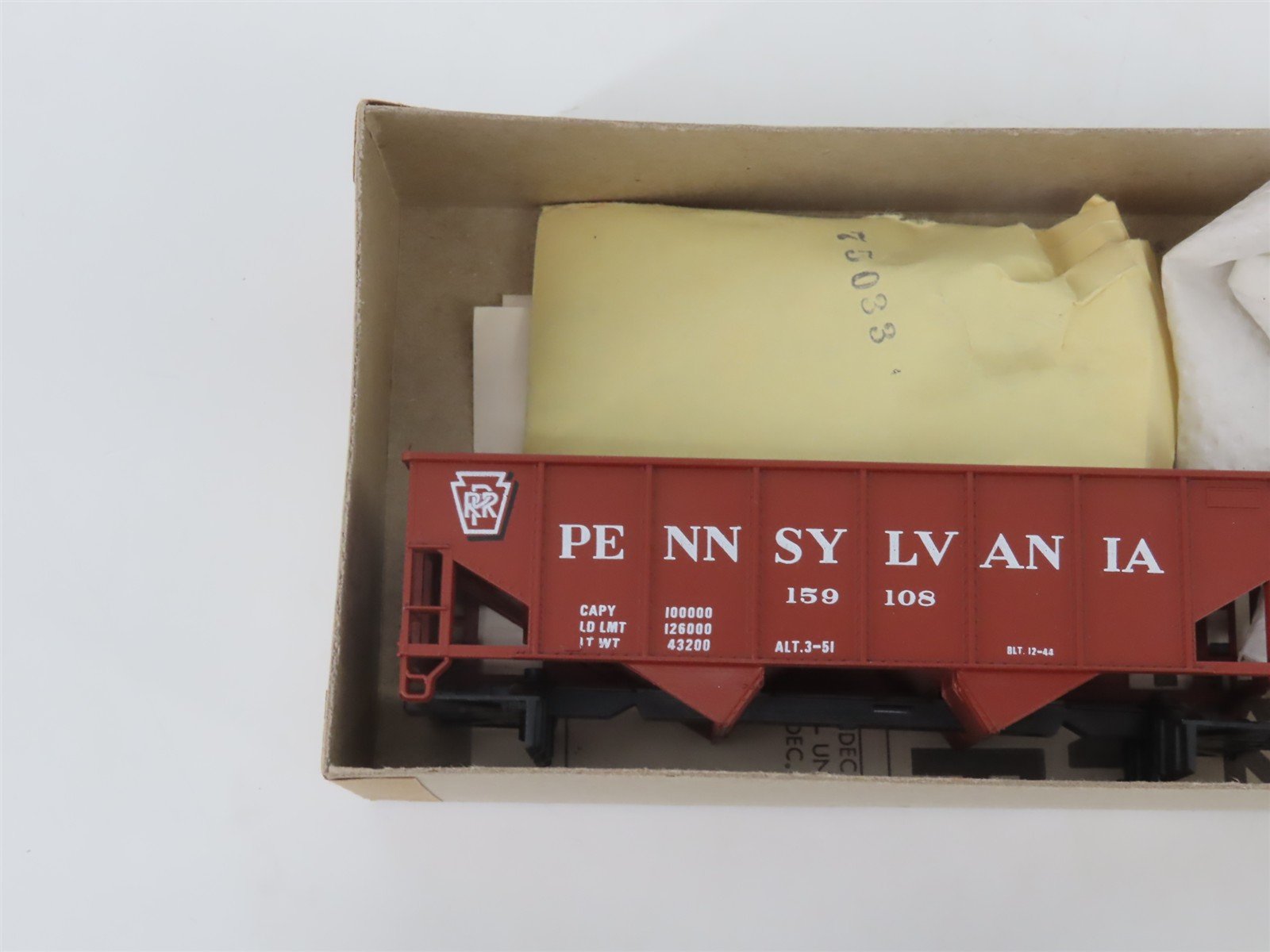 HO Scale Athearn Bev-Bel Kit 1371 PRR Pennsylvania 34' 2-Bay Hopper #159108