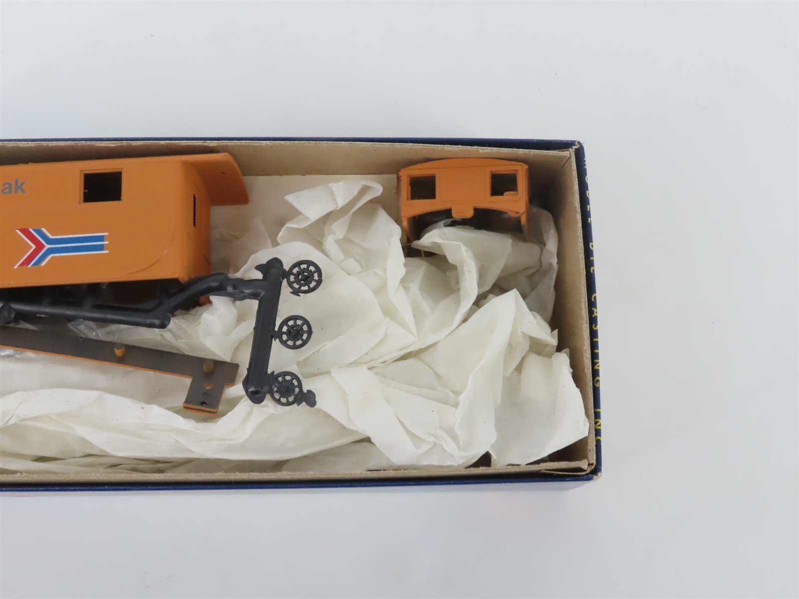 HO Roundhouse Bev-Bel Kit 4998-1 AMTK Amtrak Orange Center Cupola Caboose #14022