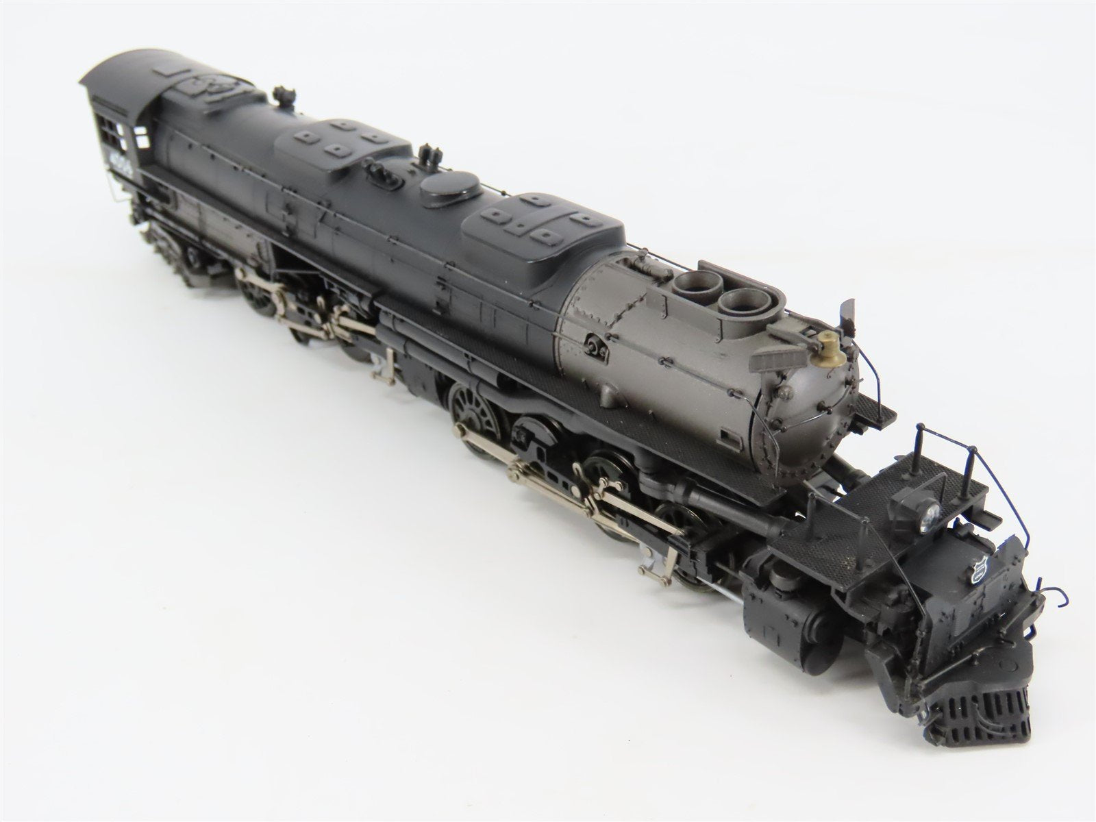 HO Scale Rivarossi 1586 UP Union Pacific 4-8-8-4 Steam Locomotive #4006