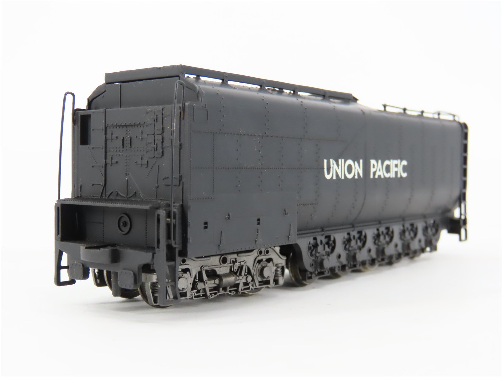 HO Scale Rivarossi 1586 UP Union Pacific 4-8-8-4 Steam Locomotive #4006
