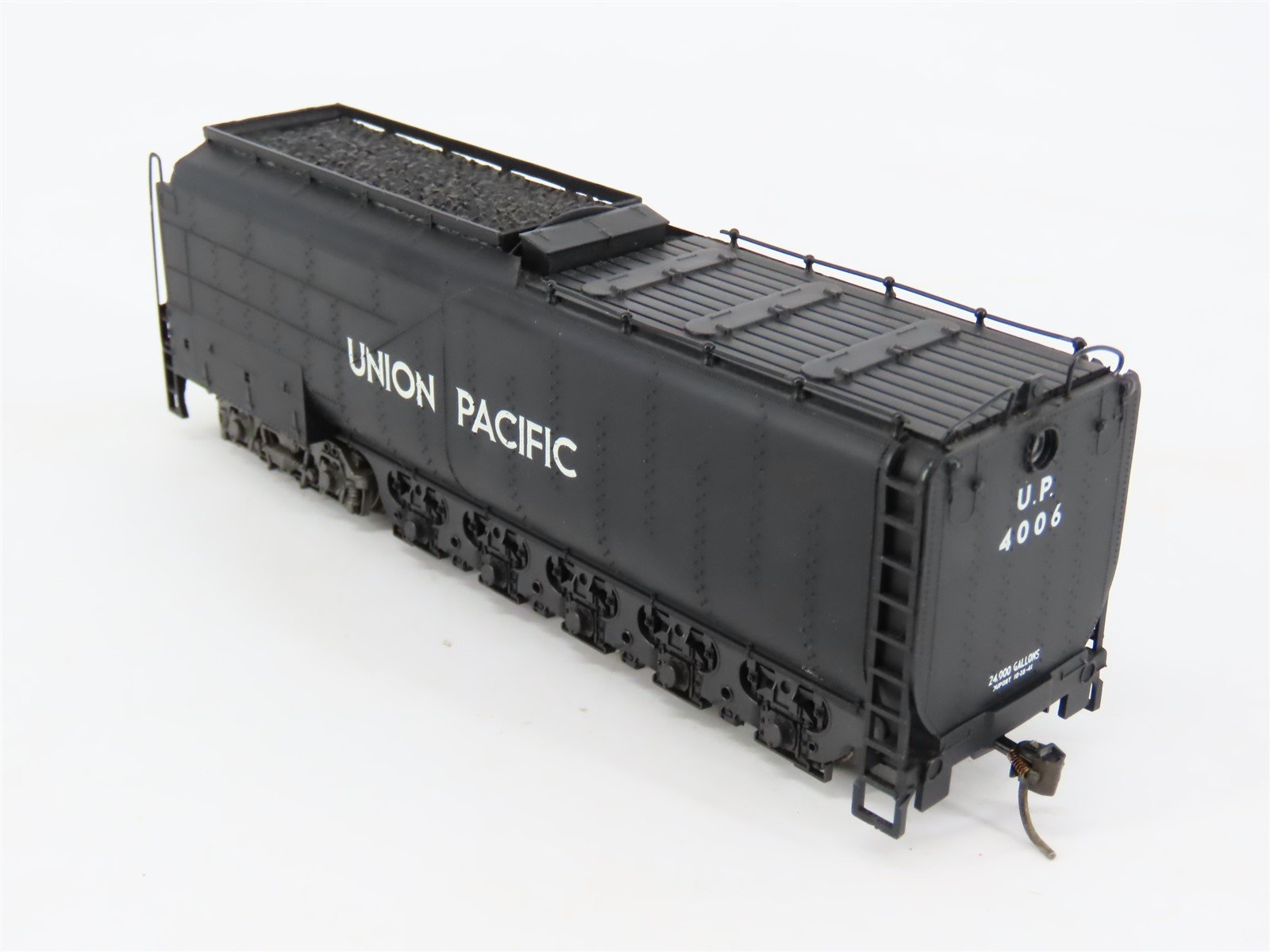 HO Scale Rivarossi 1586 UP Union Pacific 4-8-8-4 Steam Locomotive #4006