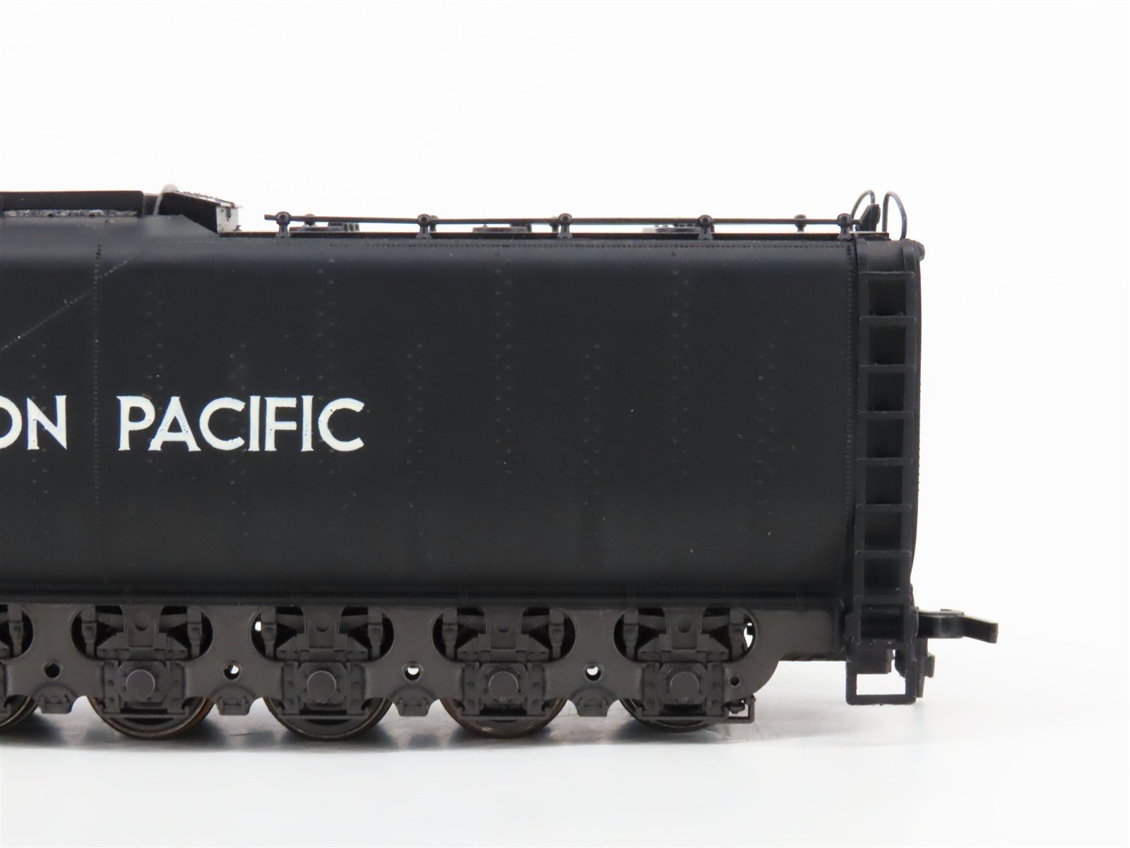 HO Scale Rivarossi 1584 UP Union Pacific 4-8-8-4 Big Boy Steam Locomotive #4004