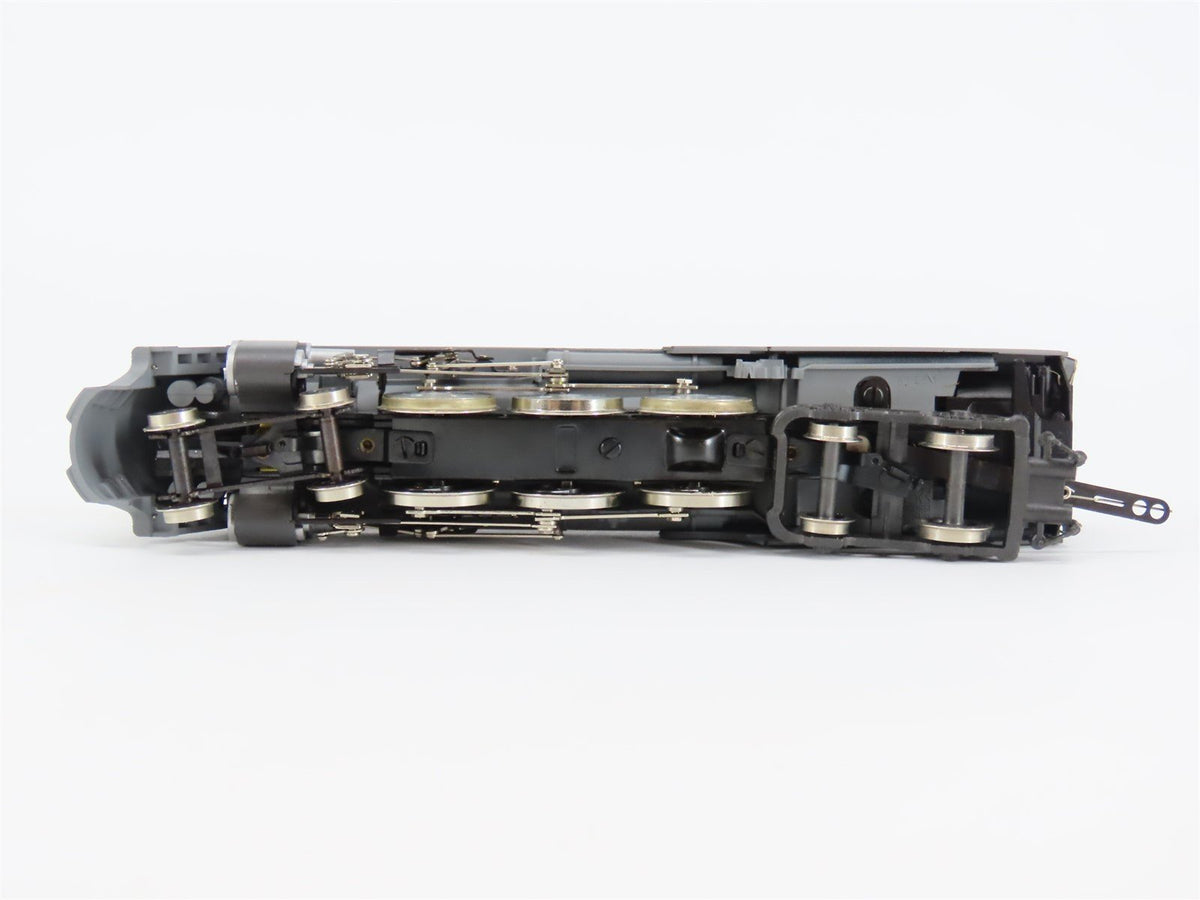 HO Scale AHM 5101 NYC New York Central 4-8-4 Steam Locomotive #5453