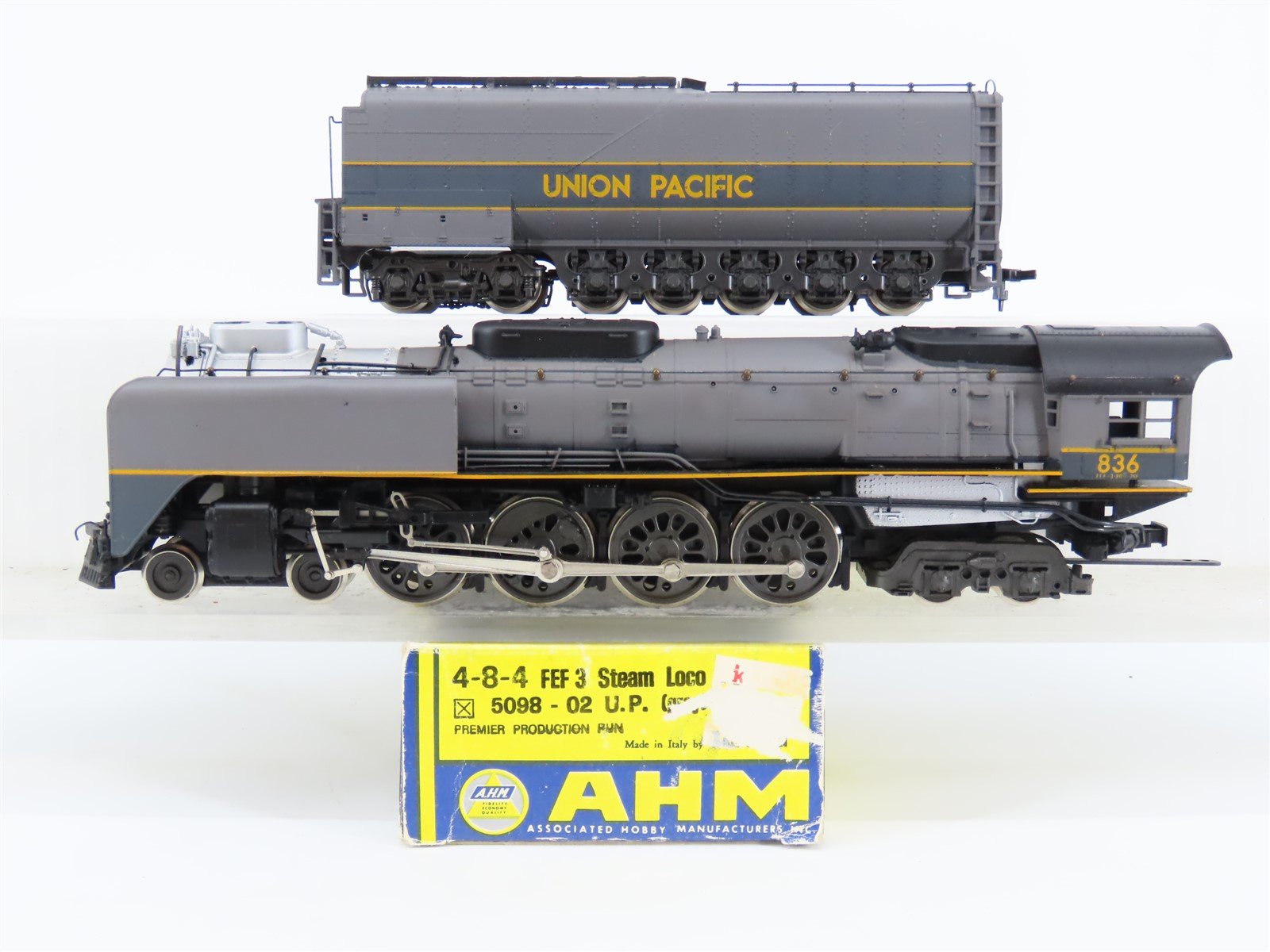 HO Scale AHM 5098 UP Union Pacific 4-8-4 FEF Steam Locomotive #836