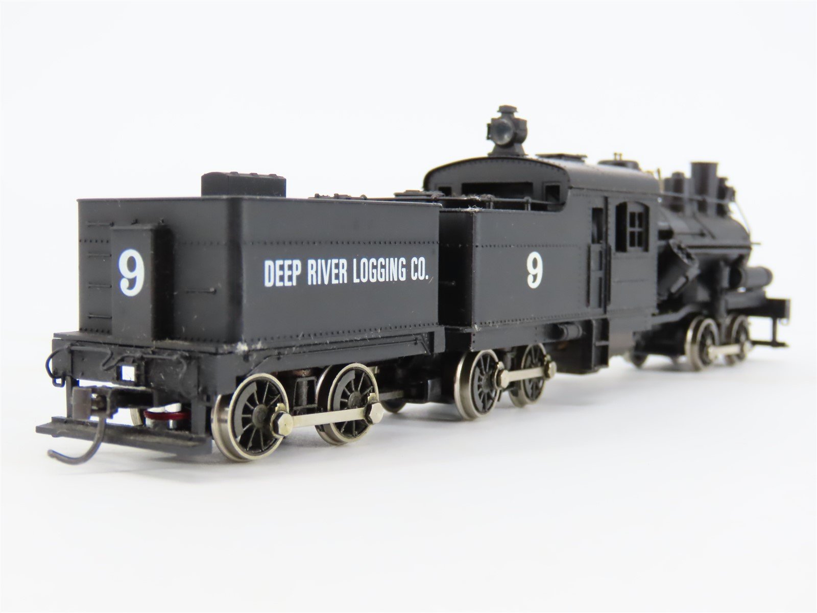 HO Scale AHM 5169-04 Deep River Logging Three Truck Heisler Steam Locomotive #9