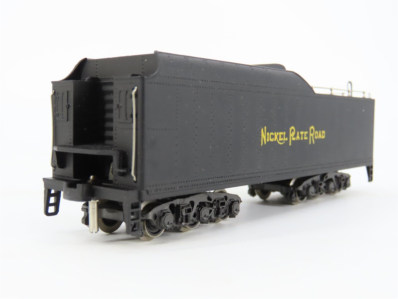 HO Scale AHM 5061A NKP Nickel Plat Road 2-8-4 Steam Locomotive #779