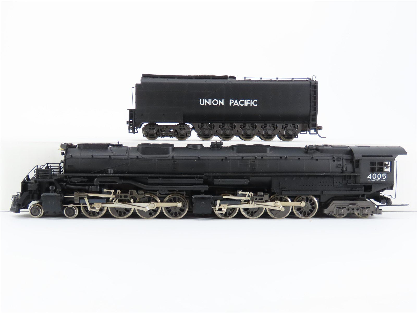 HO Scale Rivarossi UP Union Pacific 4-8-8-4 Big-Boy Steam Locomotive #4005