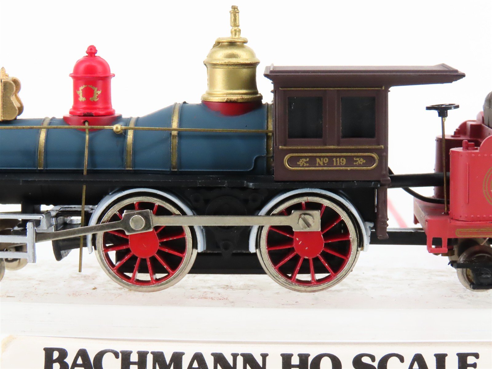 HO Scale Bachmann 41-510-01 UPRR Union Pacific 4-4-0 American Steam #119