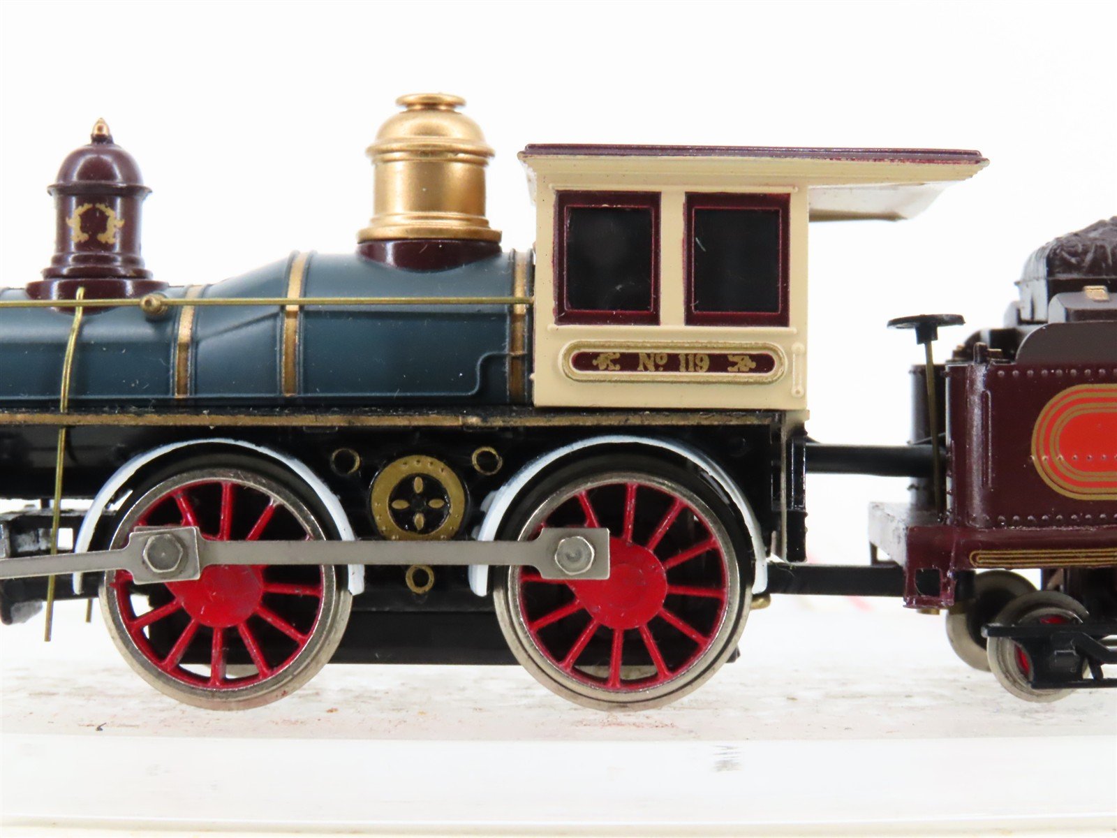 HO Scale Bachmann 51101 UPRR Union Pacific 4-4-0 American Steam #119