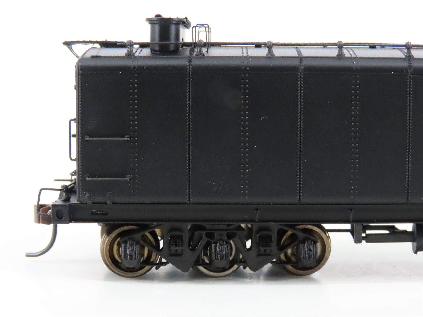 HO Bachmann Spectrum 89921 Unlettered Black Auxiliary Water Tender