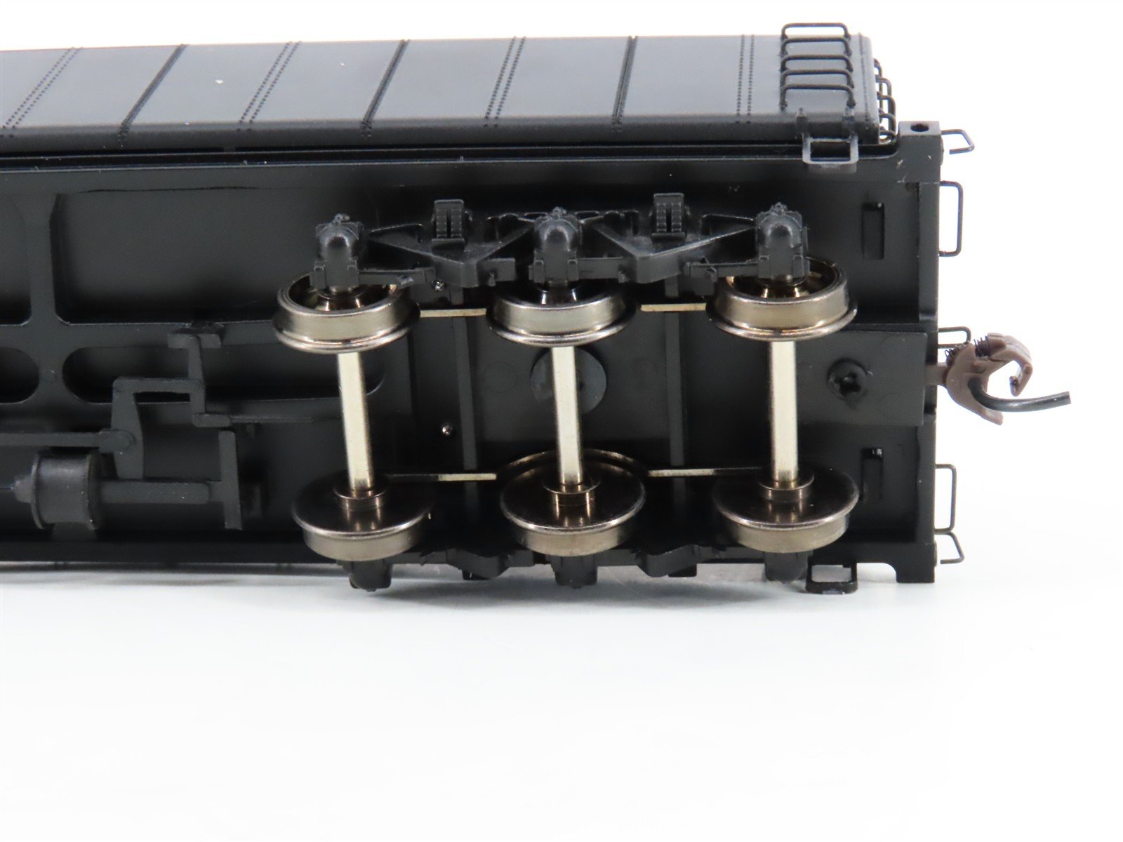 HO Scale Bachmann Spectrum 89921 Unlettered Black Auxiliary Water Tender