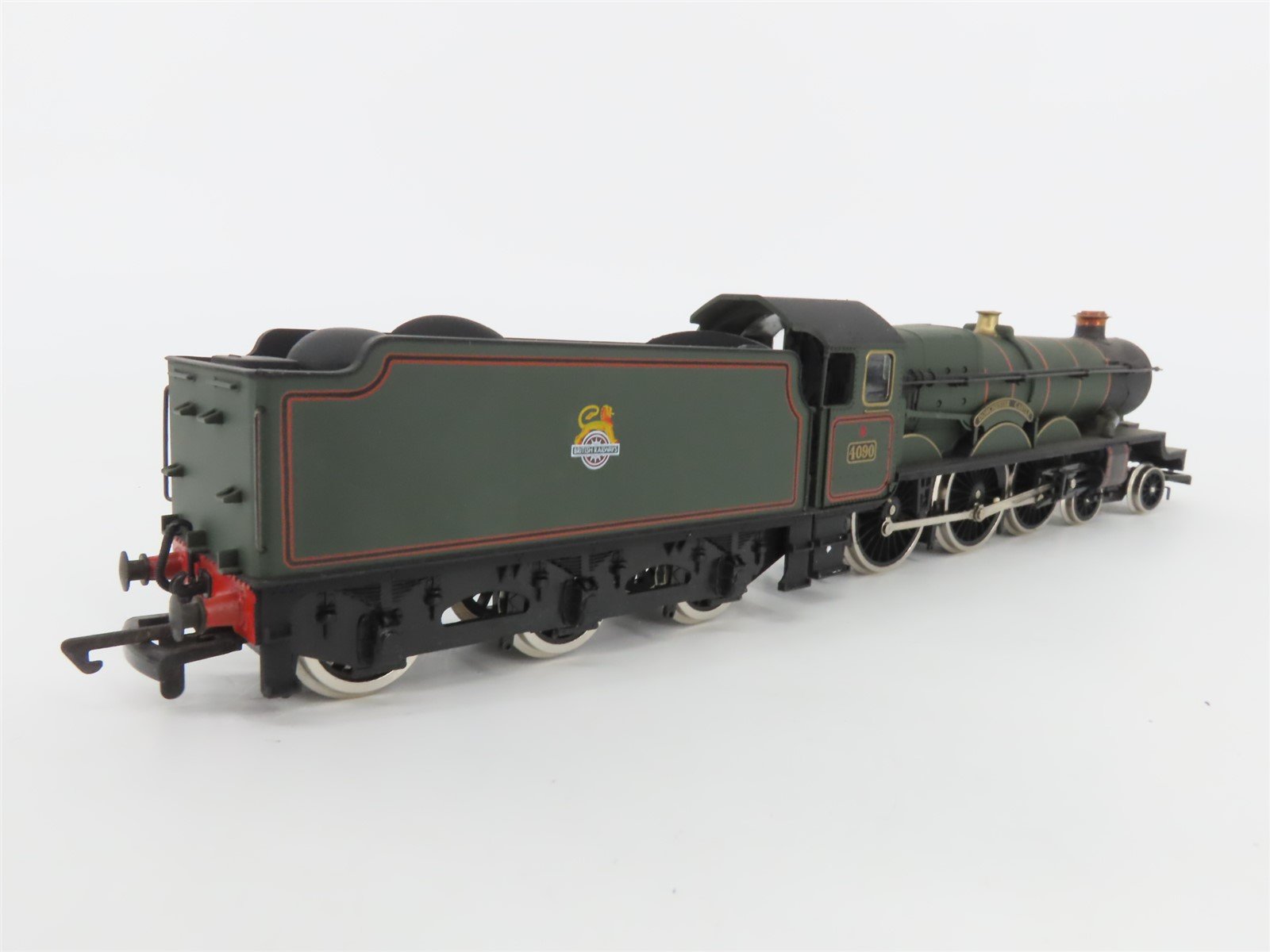 HO Scale Life-Like Royal Castle British Railways Steam Set w/ Passenger Cars