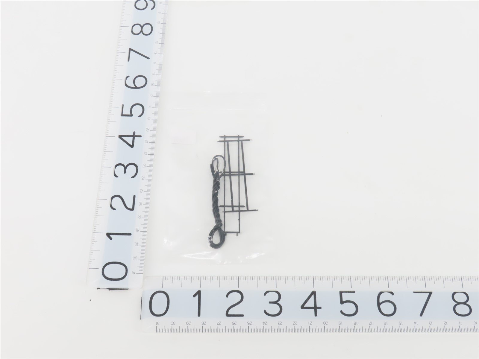 HO Scale Life-Like Royal Castle British Railways Steam Set w/ Passenger Cars