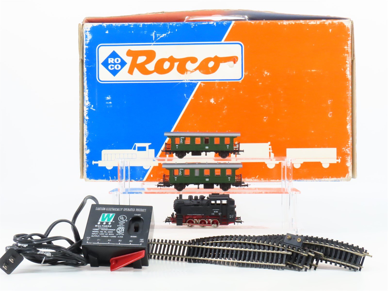 HO Scale Roco 41044 DB Deutsche Bundesbahn 0-6-0T BR80 Steam Passenger Train Set