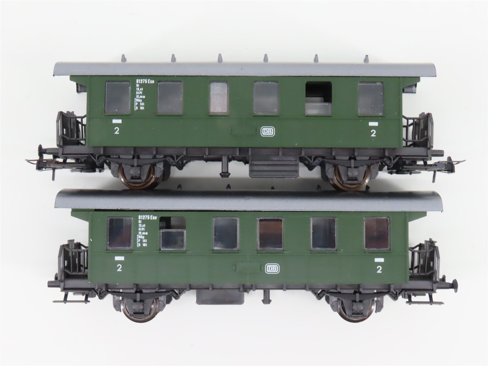 HO Scale Roco 41044 DB Deutsche Bundesbahn 0-6-0T BR80 Steam Passenger Train Set