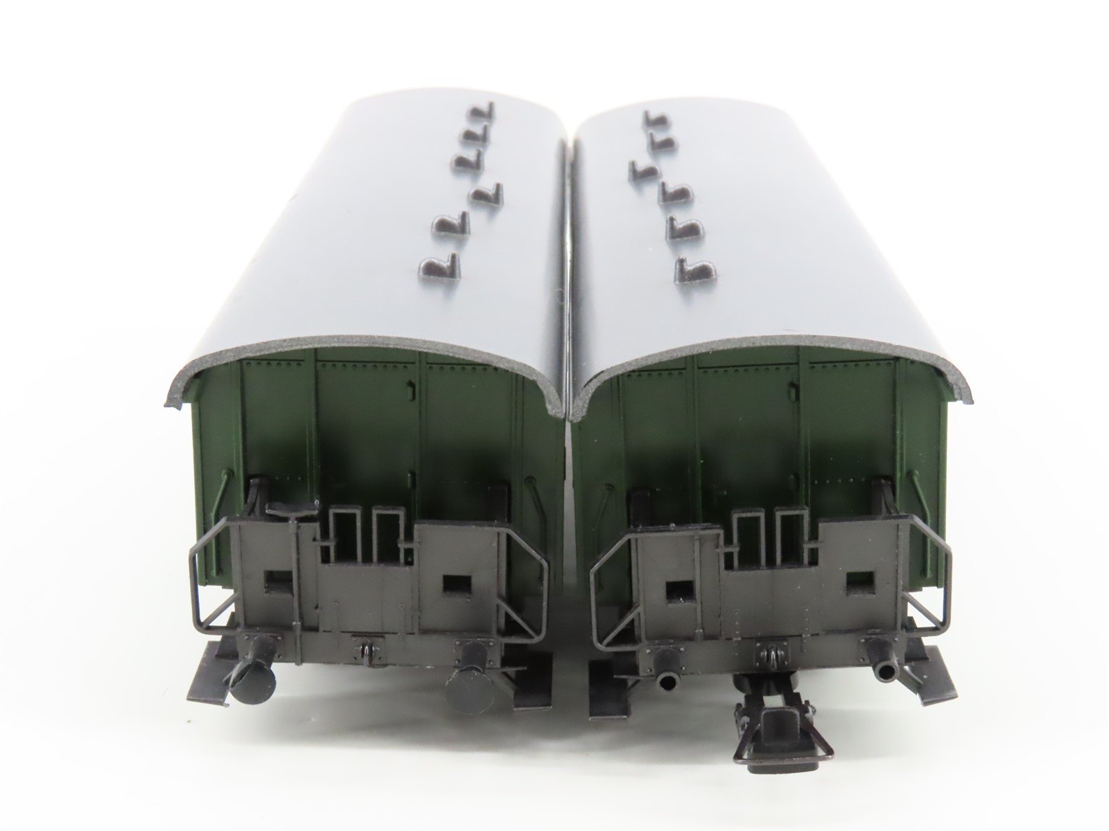 HO Scale Roco 41044 DB Deutsche Bundesbahn 0-6-0T BR80 Steam Passenger Train Set
