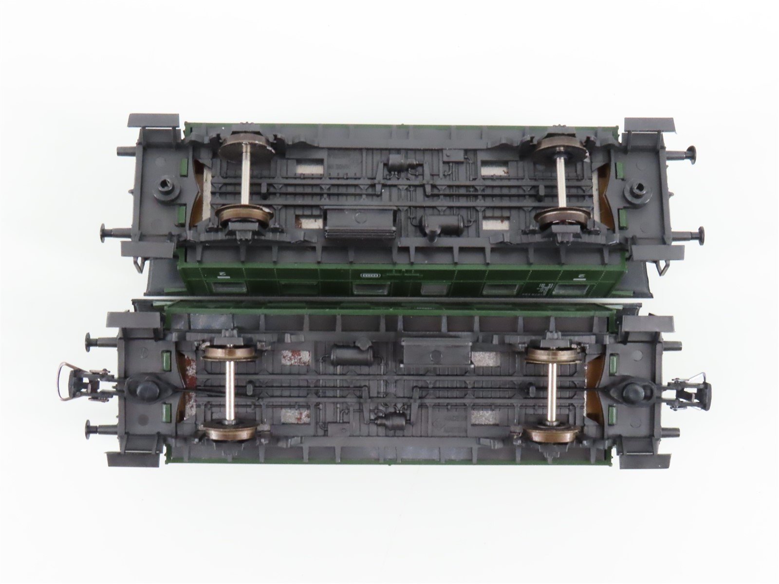 HO Scale Roco 41044 DB Deutsche Bundesbahn 0-6-0T BR80 Steam Passenger Train Set