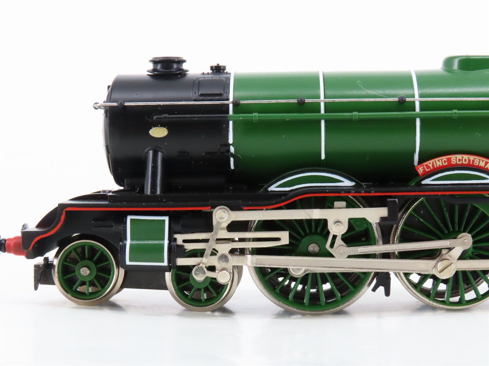 OO Scale Hornby R.075 LNER 