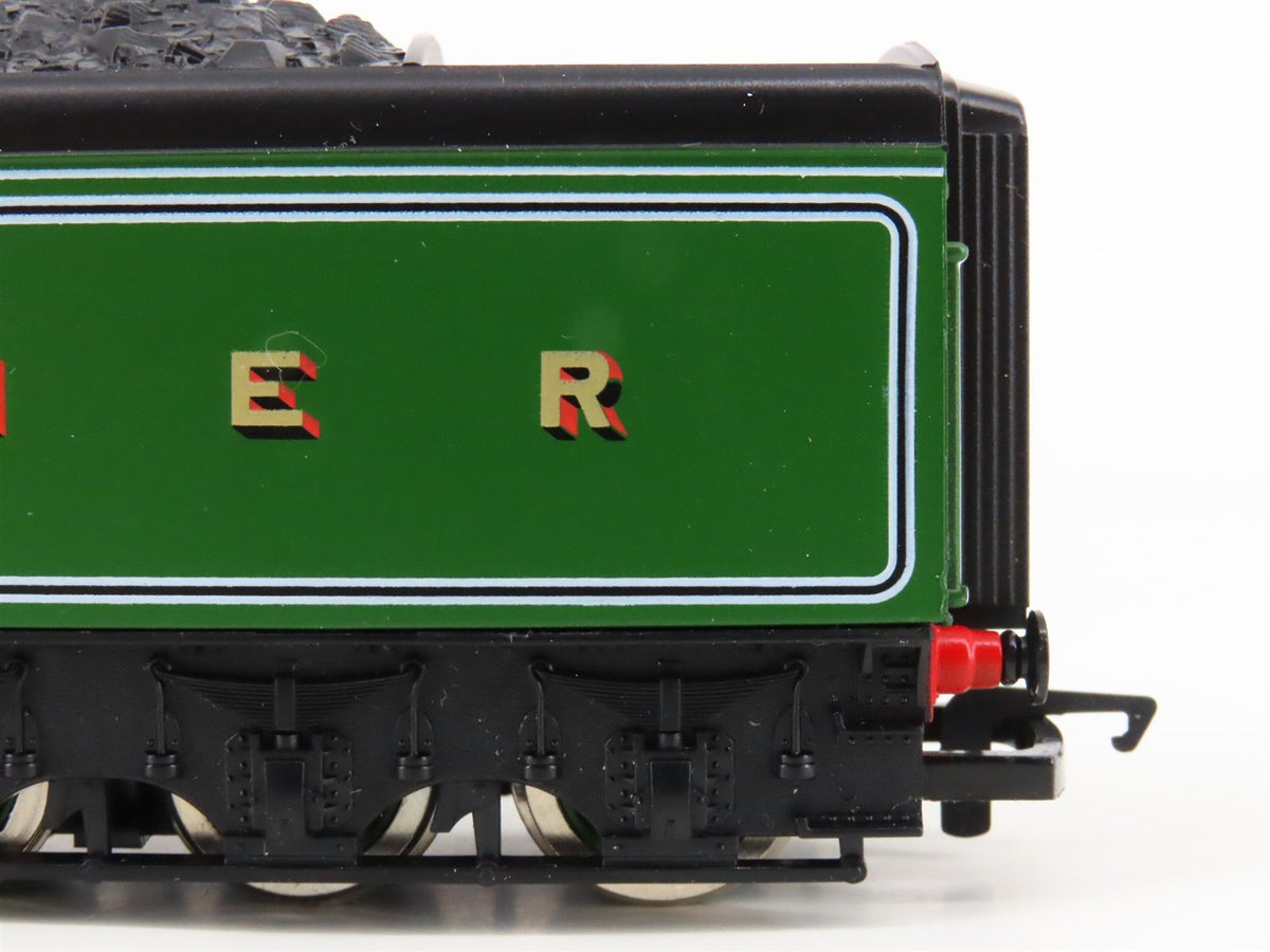 OO Scale Hornby R.075 LNER &quot;Flying Scotsman&quot; 4-6-2 Steam #4472 w/ 2 Tenders