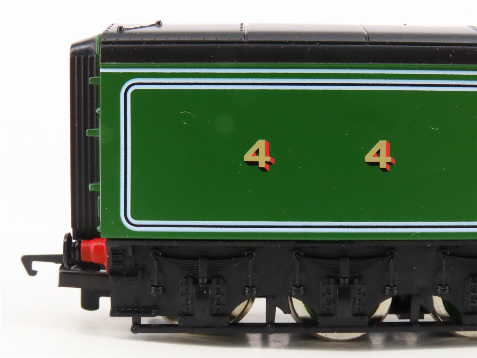 OO Scale Hornby R.075 LNER 